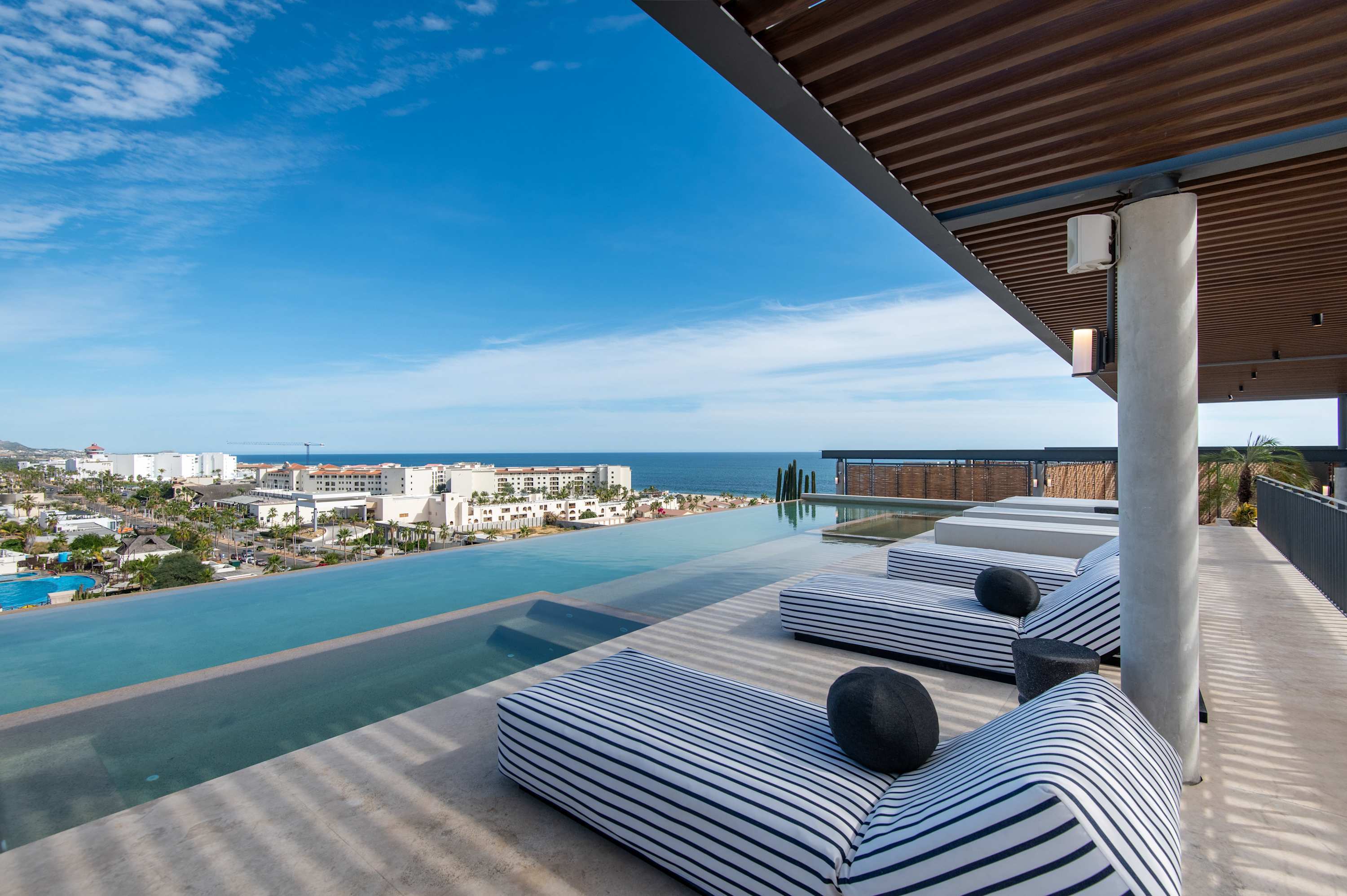 wvfja7rpwiw95g0pws5j (2)